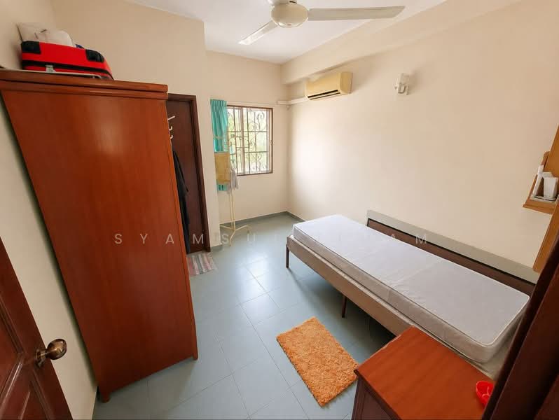 2-storey Terraced House for Sale in Presint 9 (Putrajaya) - Syamsul Ilham - Bedroom - PropertyGuru.com.my
