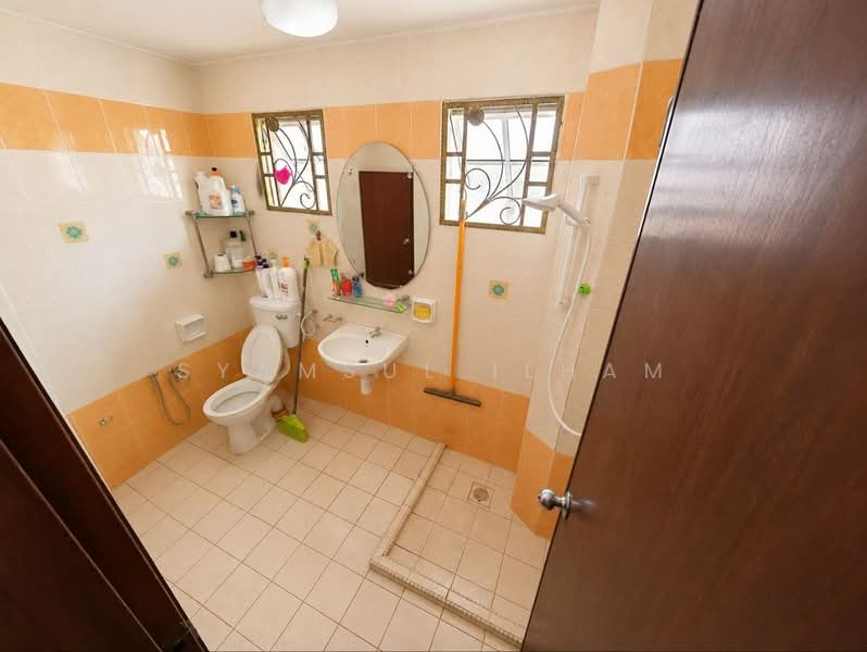 2-storey Terraced House for Sale in Presint 9 (Putrajaya) - Syamsul Ilham - Bathroom - PropertyGuru.com.my