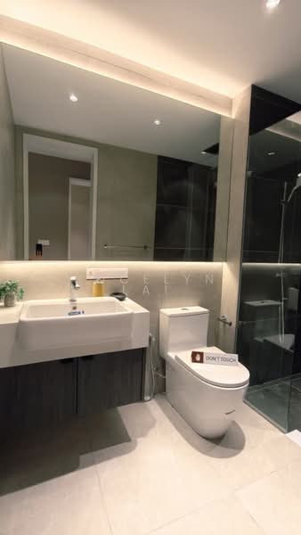 Kediaman Servis untuk Dijual di Binastra Cochrane - Jocelyn Lai - Bathroom - PropertyGuru.com.my