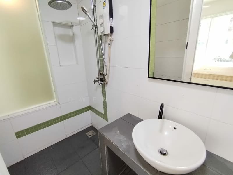 Servis Apartment untuk Disewa di Ritze Perdana 2 - Owen Loke - Bathroom - PropertyGuru.com.my