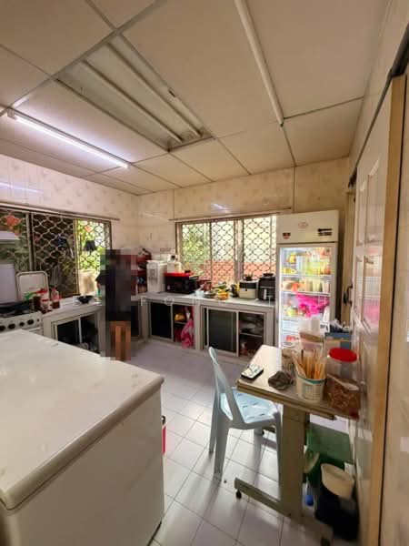 Rumah Berkembar untuk Dijual di Taman Iskandar (Johor Bahru) - Ee Fong Toh - Kitchen - PropertyGuru.com.my