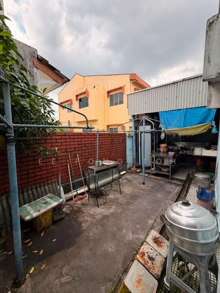 Rumah Berkembar untuk Dijual di Taman Iskandar (Johor Bahru) - Ee Fong Toh - Exterior - PropertyGuru.com.my