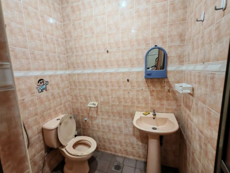 Terraced House for Rent in Kulai (Johor) - Robin Teo - Bathroom - PropertyGuru.com.my
