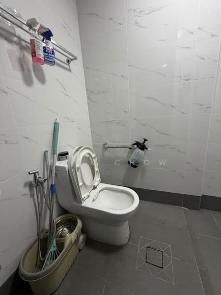 Rumah Teres 1.5 Tingkat untuk Dijual di Taman Molek (Johor Bahru) - Zack Chow - Bathroom - PropertyGuru.com.my