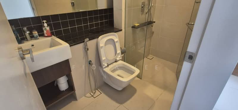 Servis Apartment untuk Disewa di The Ridge - Fiona Lee - Bathroom - PropertyGuru.com.my