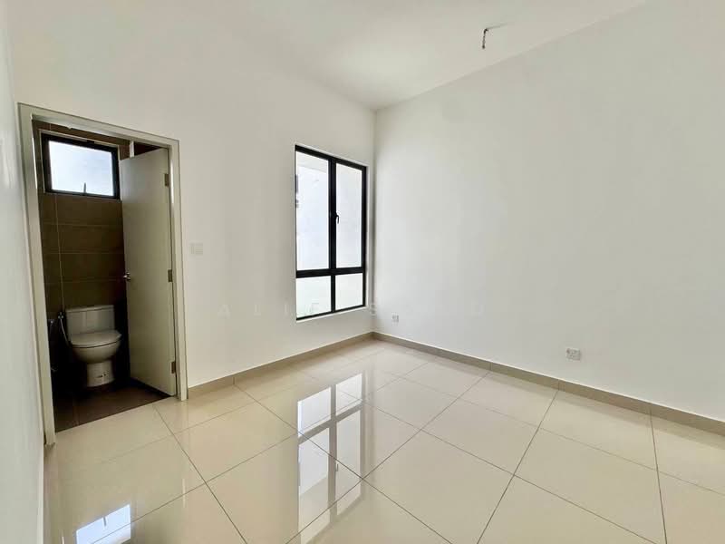 Rumah Teres 2 Tingkat untuk Dijual di Shah Alam (Selangor) - Alif Saad - Bedroom - PropertyGuru.com.my
