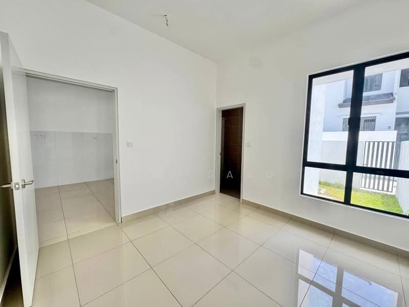 Rumah Teres 2 Tingkat untuk Dijual di Shah Alam (Selangor) - Alif Saad - Bedroom - PropertyGuru.com.my