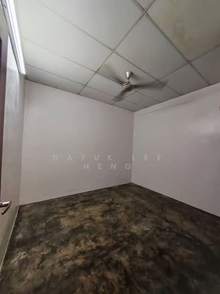 1-storey Terraced House for Sale in Taman Boon Bak (Ipoh) - Datuk Lee Heng - Interior - PropertyGuru.com.my