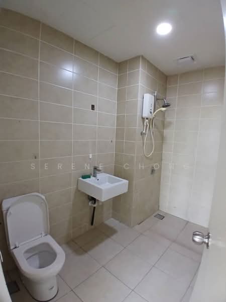 Servis Apartment untuk Disewa di i-Residence @ i-City - Serene Chong - Bathroom - PropertyGuru.com.my