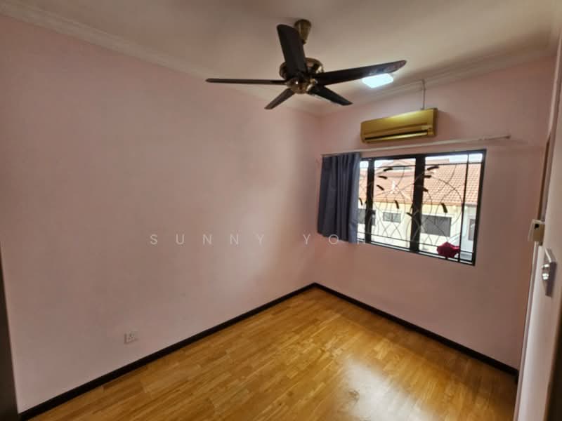 Rumah Teres untuk Dijual di Bandar Kinrara Seksyen 9 (Bandar Kinrara) - SUNNY YONG - Bedroom - PropertyGuru.com.my