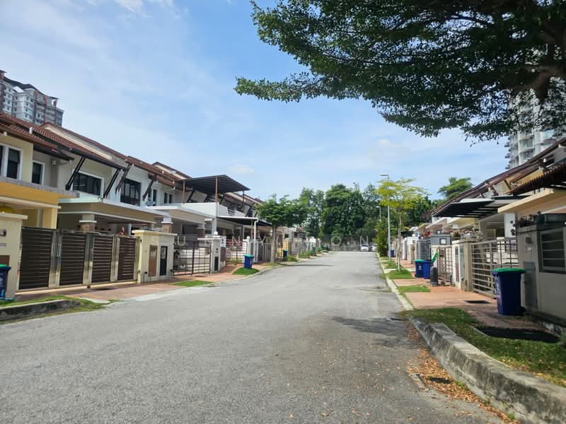 Rumah Teres untuk Dijual di Bandar Kinrara Seksyen 9 (Bandar Kinrara) - SUNNY YONG - Exterior - PropertyGuru.com.my