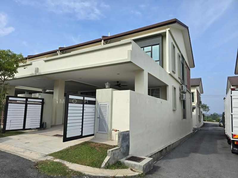 Rumah Teres 2 Tingkat untuk Dijual di Nilai (Negeri Sembilan) - Mohd Faizal - Exterior - PropertyGuru.com.my