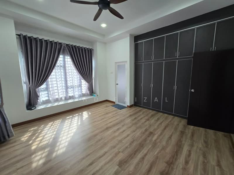 Rumah Teres 2 Tingkat untuk Dijual di Nilai (Negeri Sembilan) - Mohd Faizal - Bedroom - PropertyGuru.com.my