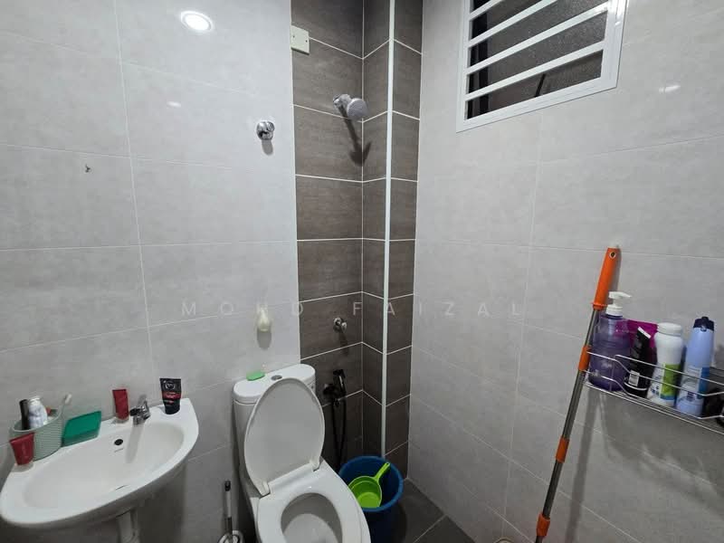 Rumah Teres 2 Tingkat untuk Dijual di Nilai (Negeri Sembilan) - Mohd Faizal - Bathroom - PropertyGuru.com.my