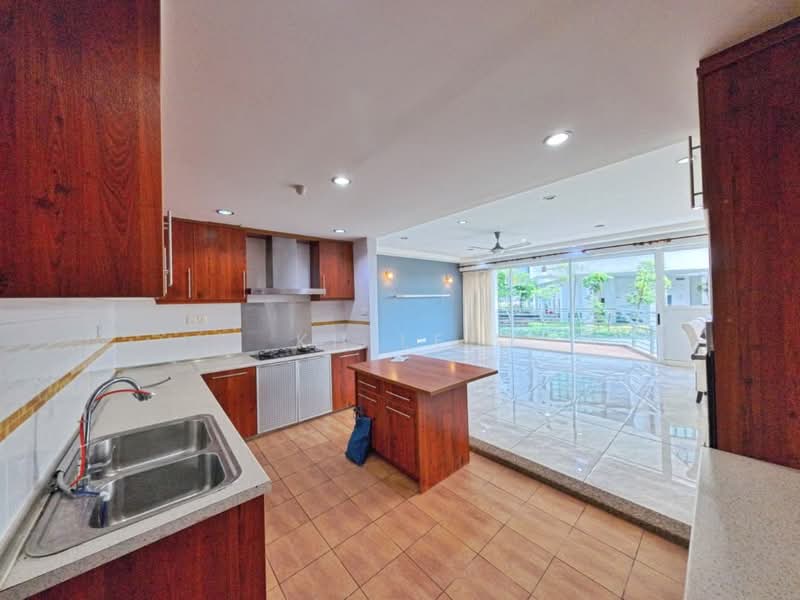 Kondominium untuk Disewa di The Residence Condominium @ TTDI - KH LEE - Kitchen - PropertyGuru.com.my