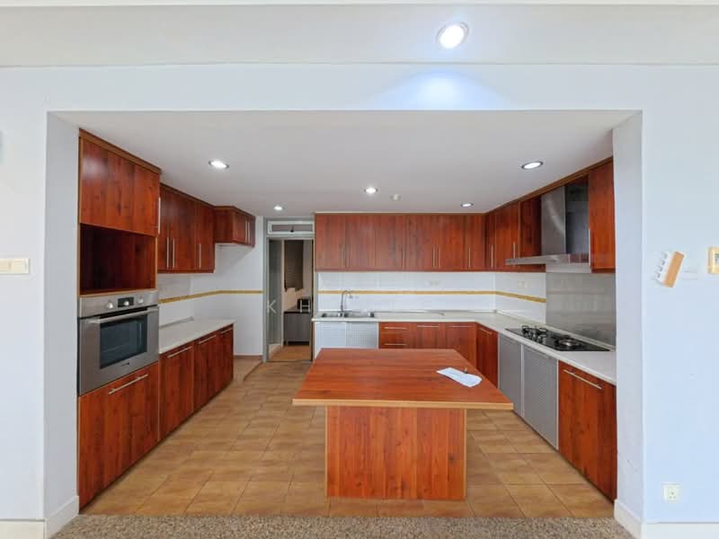 Kondominium untuk Disewa di The Residence Condominium @ TTDI - KH LEE - Kitchen - PropertyGuru.com.my