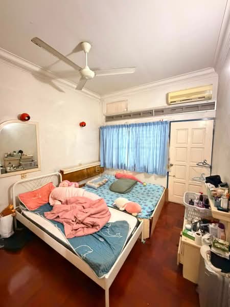 Rumah Berkembar untuk Dijual di Taman Iskandar (Johor Bahru) - Daniel Yong - Bedroom - PropertyGuru.com.my