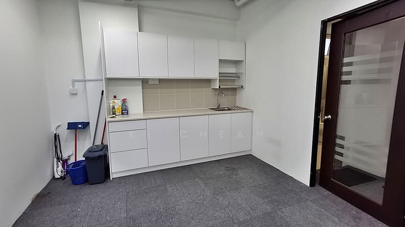 Pejabat untuk Dijual di Pju 5 (Kota Damansara) - KL Cheah - Kitchen - PropertyGuru.com.my