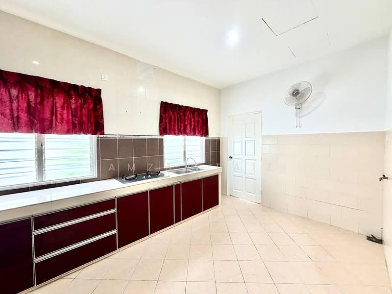 2-storey Terraced House for Sale in Alam Sari (Bangi) - Amzar Faiz - PropertyGuru.com.my