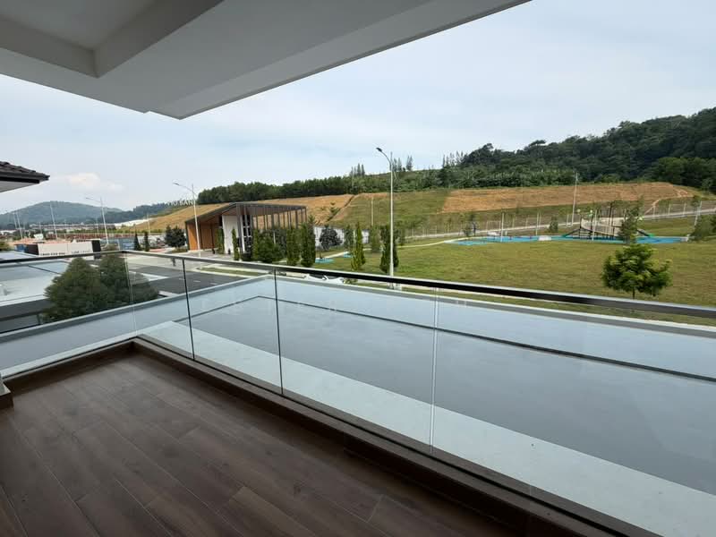 Rumah Berkembar untuk Dijual di Seremban 2 (Negeri Sembilan) - Ester Poh. - Balcony - PropertyGuru.com.my
