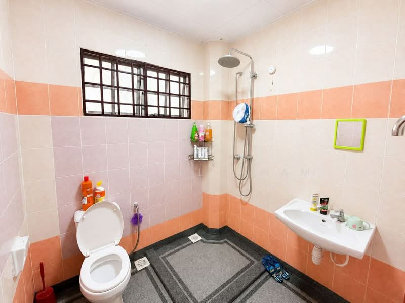 2-storey Terraced House for Sale in Putrajaya (Putrajaya) - Syamsul Ilham - Bathroom - PropertyGuru.com.my