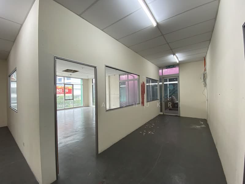 Kedai / Pejabat untuk Disewa di Bukit Jelutong (Shah Alam) - Nadia Shukri - Interior - PropertyGuru.com.my