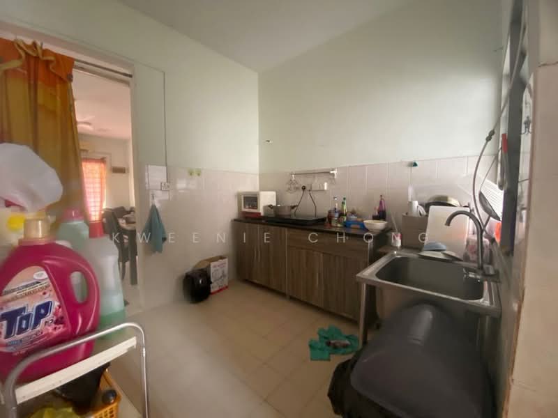 2-storey Terraced House for Sale in Bandar Mahkota Cheras (Cheras) - Kweenie Chong - Kitchen - PropertyGuru.com.my
