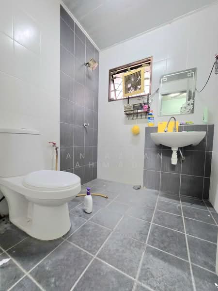 2-storey Terraced House for Sale in Desa Coalfields (Ijok) - Wan Azlan Ahmad - PropertyGuru.com.my