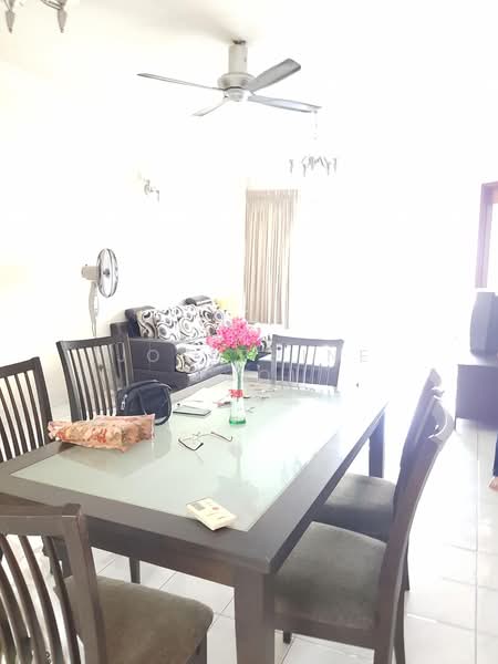Kondominium untuk Disewa di Riana Green Condominium - Josephine Gooi - Living Room - PropertyGuru.com.my
