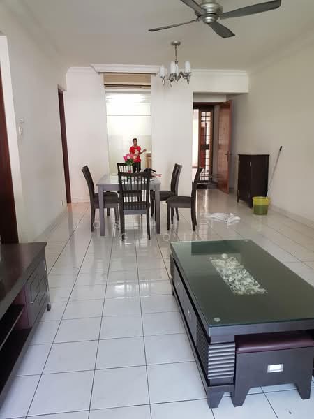Kondominium untuk Disewa di Riana Green Condominium - Josephine Gooi - Dining Room - PropertyGuru.com.my
