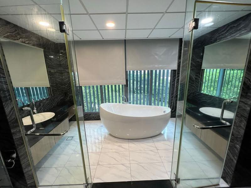 Kondominium untuk Disewa di 11 Mont Kiara @ MK11 - Jason Ong - Bathroom - PropertyGuru.com.my