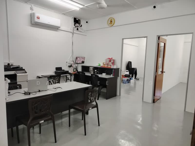 Shop / Office for Sale in Taman Perpaduan Jaya (Tambun) - Datuk Lee Heng - Interior - PropertyGuru.com.my
