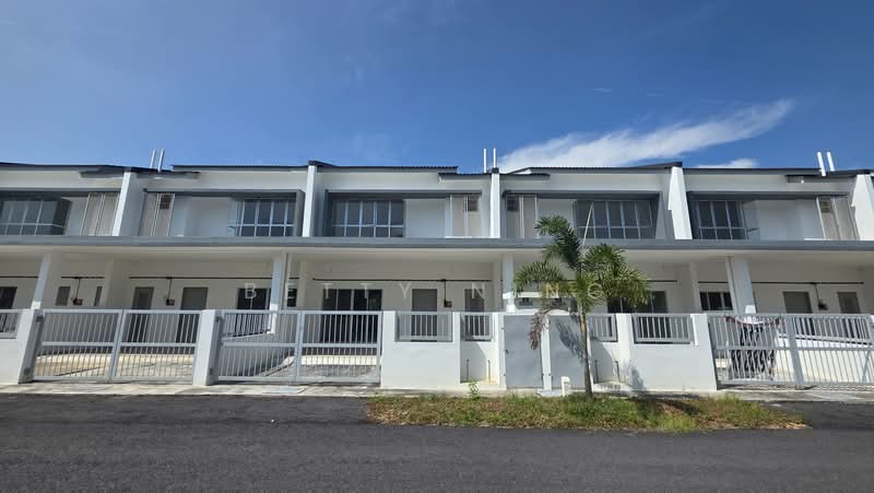 2-storey Terraced House for Sale in Kuala Selangor (Selangor) - Betty Ning - Exterior - PropertyGuru.com.my