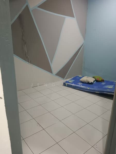 1-storey Terraced House for Rent in Kuching (Sarawak) - Jeno Tan - Bedroom - PropertyGuru.com.my