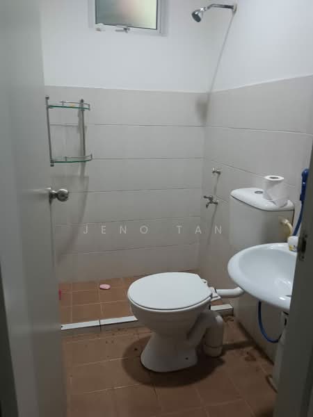1-storey Terraced House for Rent in Kuching (Sarawak) - Jeno Tan - Bathroom - PropertyGuru.com.my