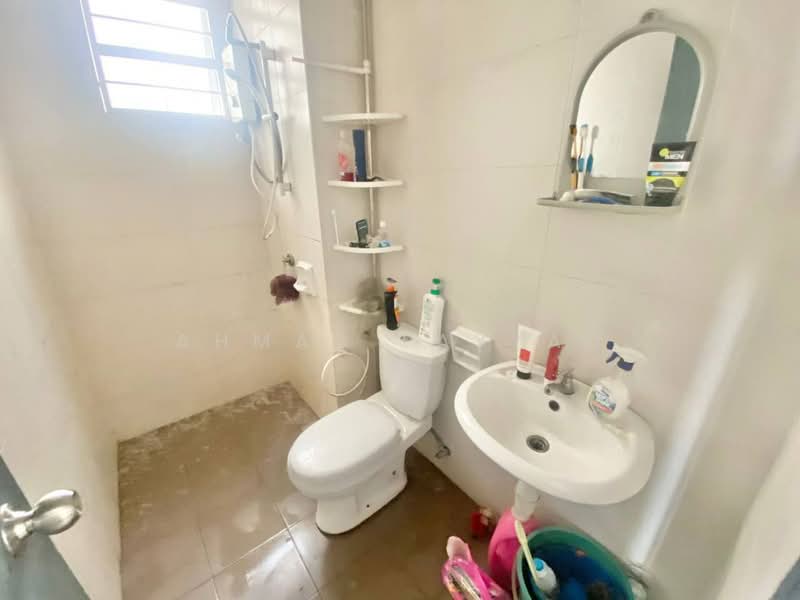 Kondominium untuk Dijual di Hijauan Heights - Ahmad Fayyad - Bathroom - PropertyGuru.com.my