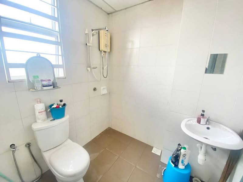 Kondominium untuk Dijual di Hijauan Heights - Ahmad Fayyad - Bathroom - PropertyGuru.com.my