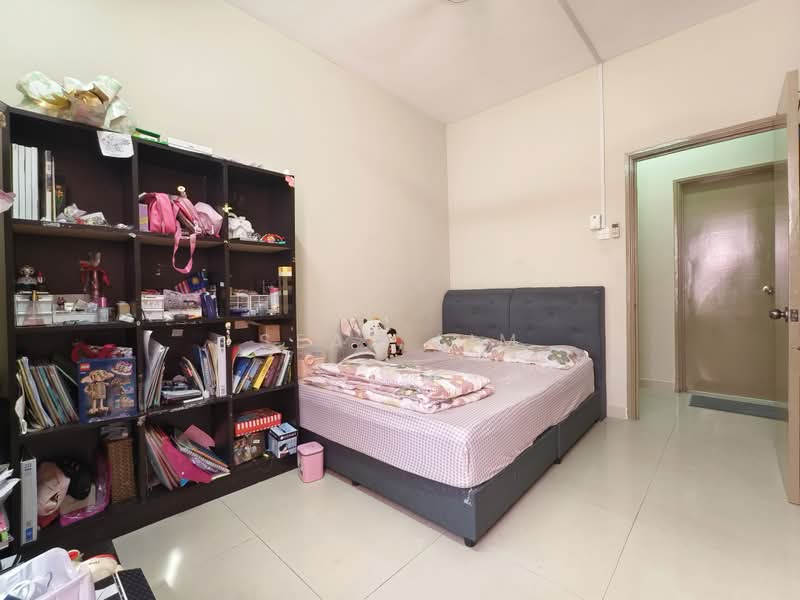 Kondominium untuk Dijual di Royal Domain Sri Putramas 2 - Sean Lim - Bedroom - PropertyGuru.com.my