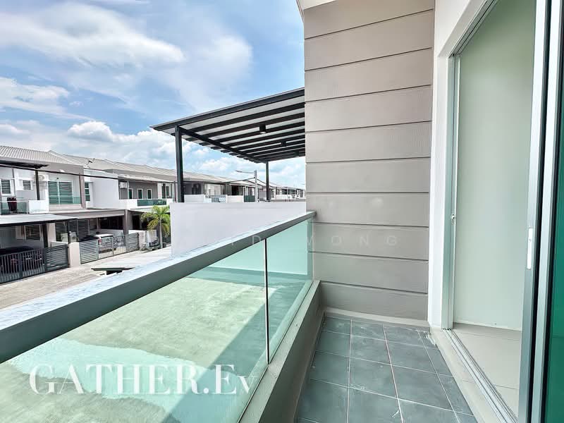 2-storey Terraced House for Sale in Ipoh (Perak) - David Wong - Balcony - PropertyGuru.com.my