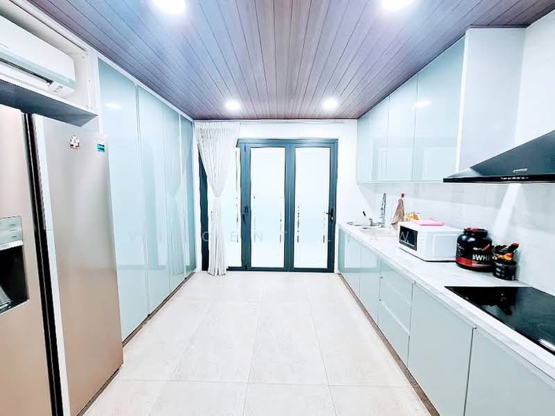 Rumah Banglo untuk Dijual di Taman Sains Selangor (Kota Damansara) - Vincent Liaw - Kitchen - PropertyGuru.com.my