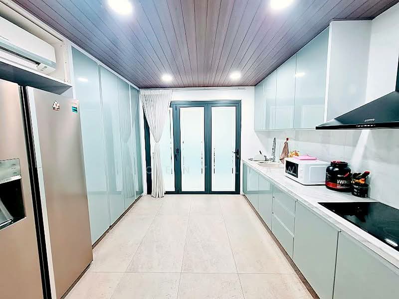 Bungalow House untuk Dijual di Taman Sains Selangor (Kota Damansara) - Vincent Liaw - Kitchen - PropertyGuru.com.my