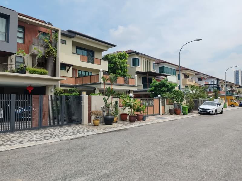 Semi-Detached House for Sale in Taman Tasik Indah Mewah (Batu) - Cammy N - Exterior - PropertyGuru.com.my