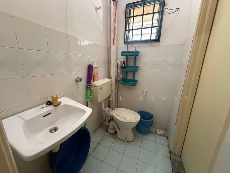 2-storey Terraced House for Sale in Bandar Puncak Alam (Puncak Alam) - Wan Azlan Ahmad - PropertyGuru.com.my