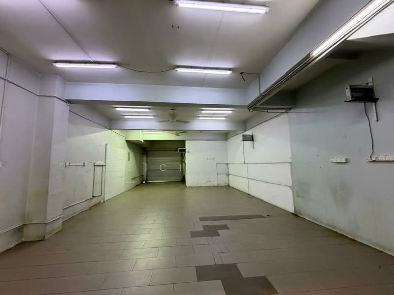 Shop for Rent in Bukit Rahman Putra (Sungai Buloh) - Alicia Soo - Interior - PropertyGuru.com.my