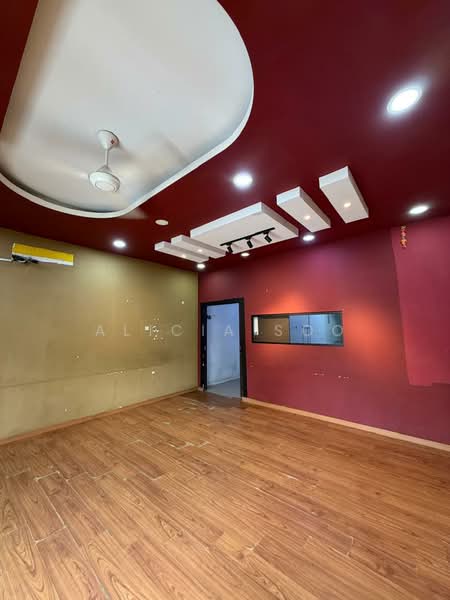 Shop for Rent in Bukit Rahman Putra (Sungai Buloh) - Alicia Soo - Interior - PropertyGuru.com.my