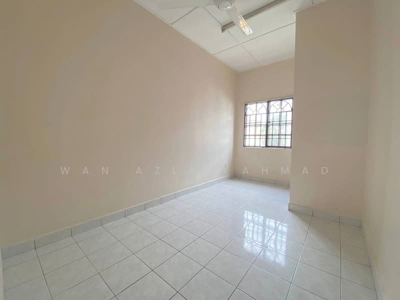 Terraced House for Sale in Bandar Puteri Klang (Klang) - Wan Azlan Ahmad - PropertyGuru.com.my