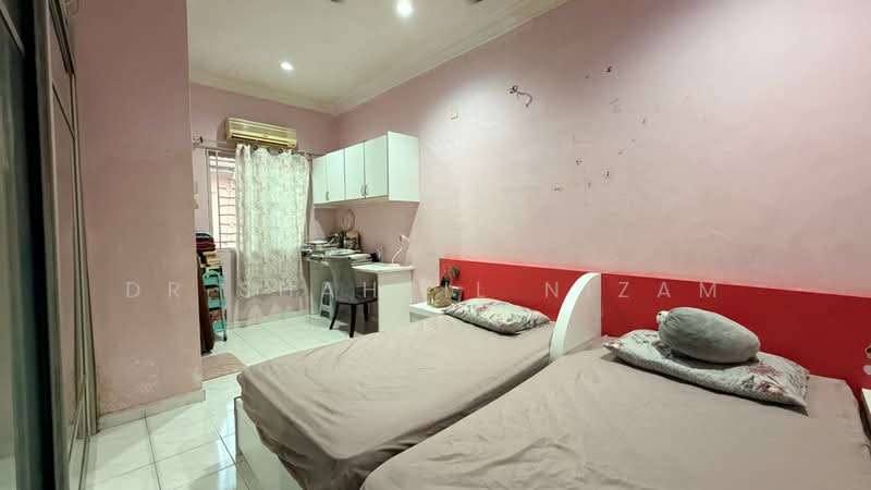 Rumah Teres 2 Tingkat untuk Dijual di Shah Alam (Selangor) - Dr Shahril Nizam - Bedroom - PropertyGuru.com.my