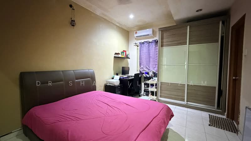 Rumah Teres 2 Tingkat untuk Dijual di Shah Alam (Selangor) - Dr Shahril Nizam - Bedroom - PropertyGuru.com.my