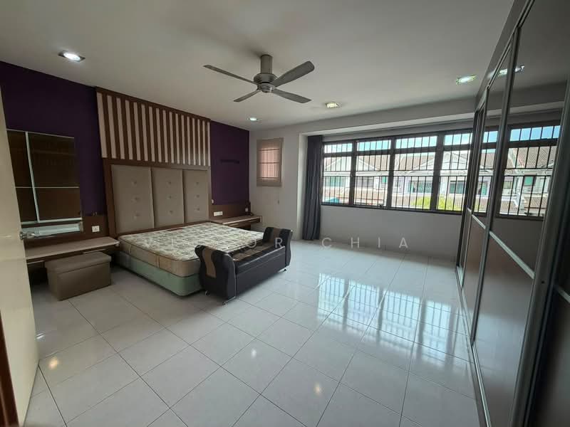 Rumah Teres 2 Tingkat untuk Dijual di Austin (Johor Bahru) - Victor Chia - Bedroom - PropertyGuru.com.my
