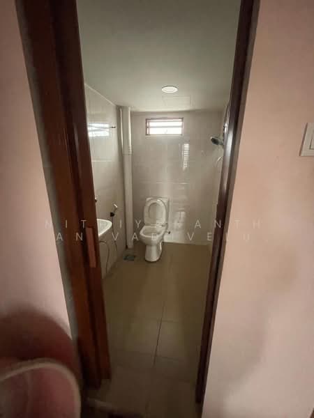 Rumah Teres 2.5 Tingkat untuk Dijual di Taman Dato Senu (Sentul) - Nithiyananthan Vadivelu - Bathroom - PropertyGuru.com.my
